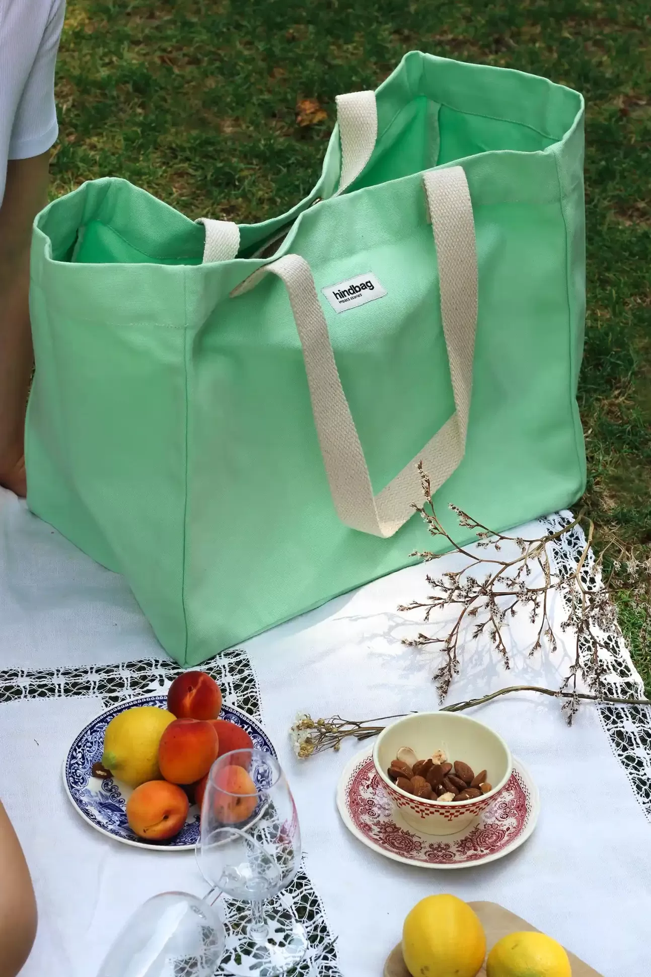 Hindbag Tote Bag>Claude Iced Mint Tote Bag